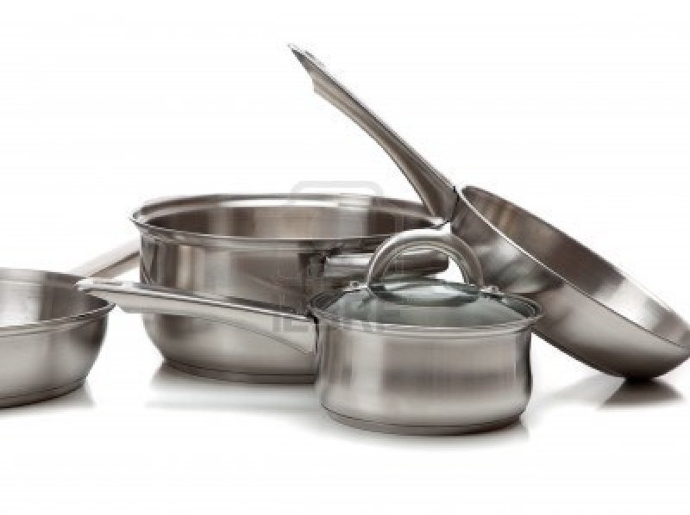 5952445-a-set-of-stainless-steel-pots-and-pans.thumb.jpg.71157e88a2e8d6215645c26d420f0c7f.jpg