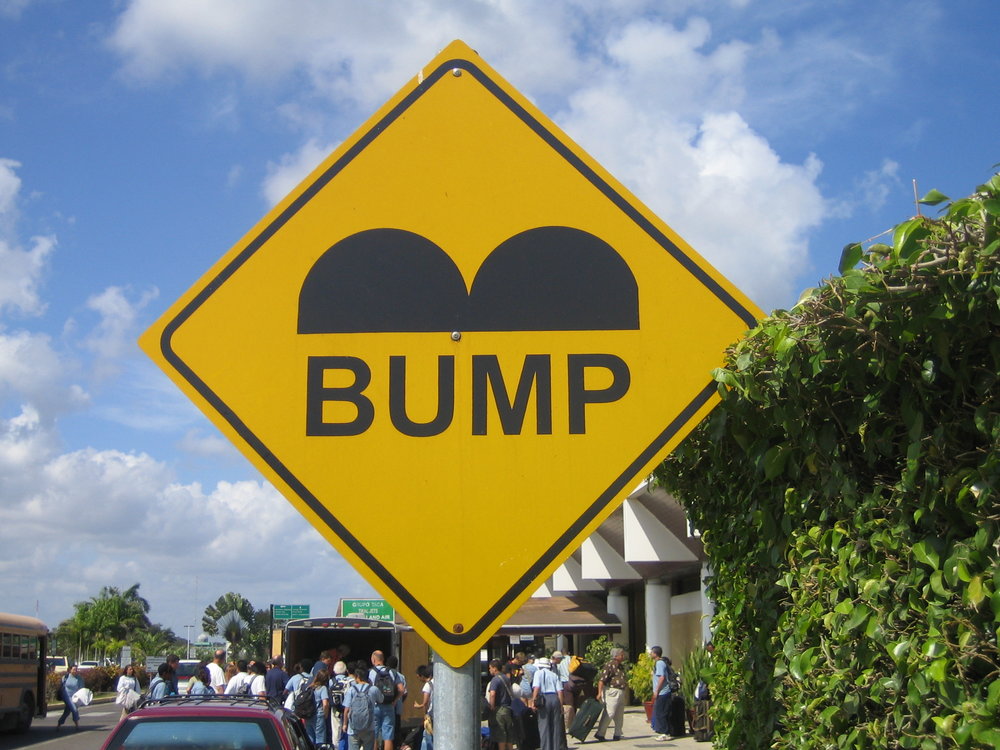 Belize_Speed_Bump_Sign.thumb.JPG.08e2a2a9db9a55e1611ae19db2e71860.JPG