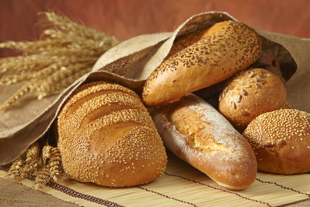 aimages3.wikia.nocookie.net___cb20120128045061_thehungergames_images_6_67_Bread.thumb.jpg.84f6db72440be966793b99de6fa9f32f.jpg