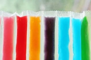 2091949098_freezypops.jpg.916303917ab9a8dd5cde117745fbb286.jpg
